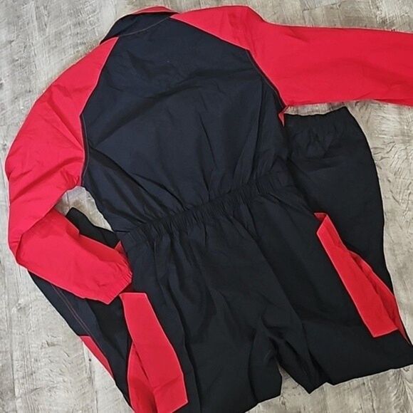 Jordan Jumpsuit Windbreaker Size Medium Red Black Full Bodysuit move to zero - Picture 10 of 11